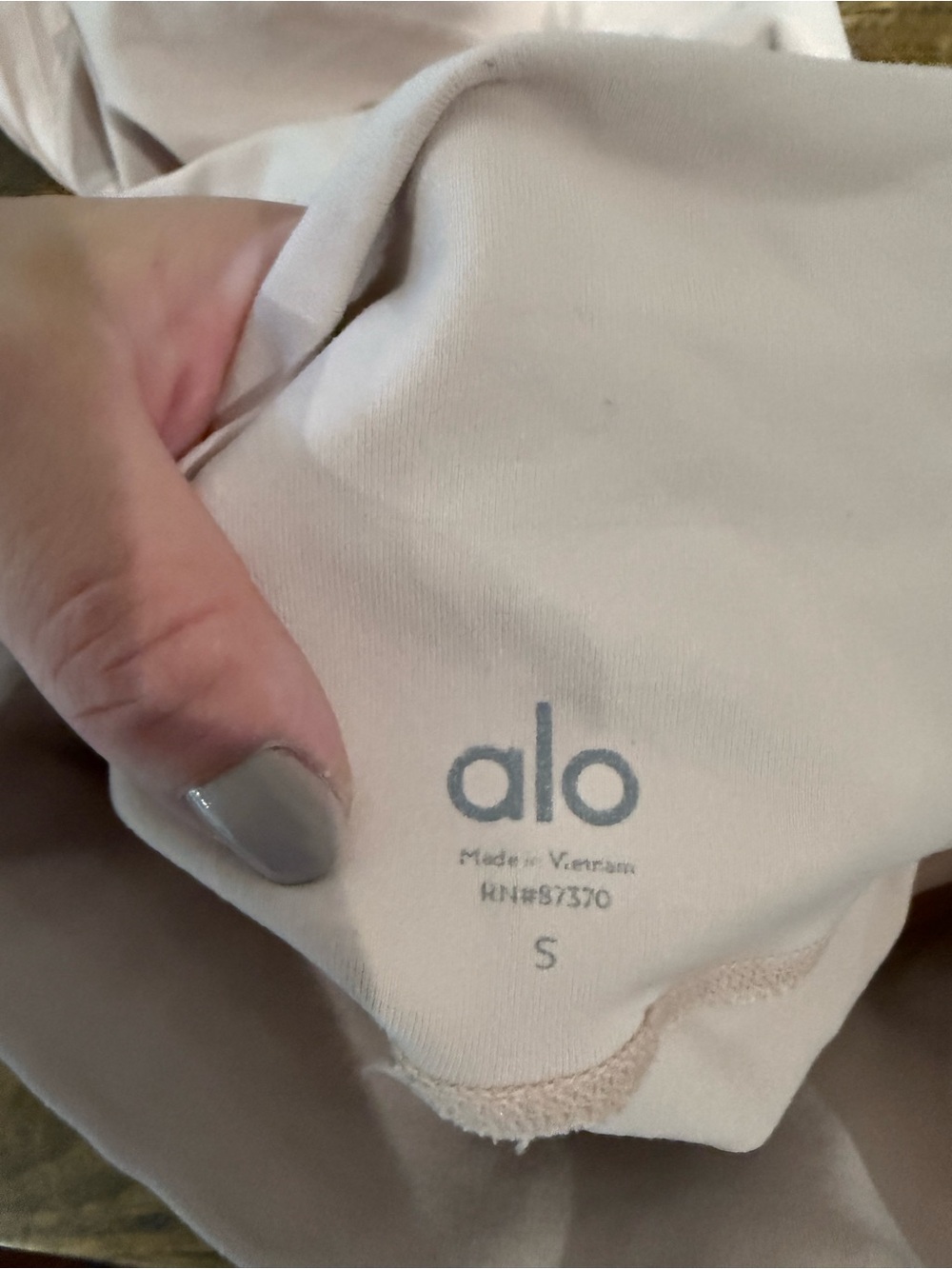 Alo Yoga High Waist Moto Legging in Nectar - Picture 4 of 7